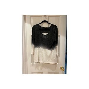 Language black & white knit top